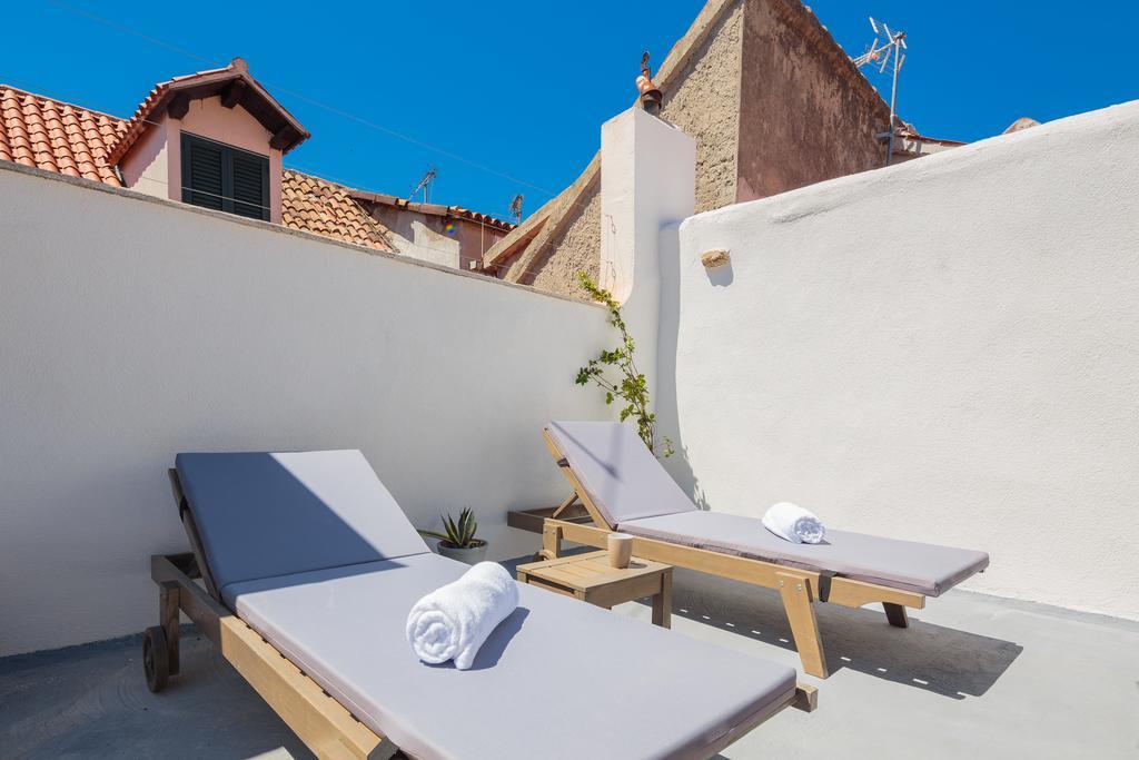 Cindro Apartment With Terrace Split Exterior photo